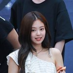 제니 팬싸 <b>완전</b> 예뻐