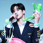 고마울 정도의 외모 <b>소유</b> 男돌