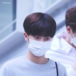 [프듀X] 함<b>원진</b> 개이뻐...깜빡깜빡
