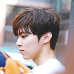 [프듀<b>X</b>] 김우석 <b>옆</b>에 시바파우치