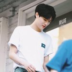 한 연습생의 <b>청바지</b>흰티 핏