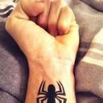 스파이더 <b>콤보</b> 사러 다른지역까지 간다..