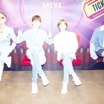 [위너] 막라ㅋㅋㅋ<b>의자</b>에 앉은 척