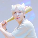 요즘 <b>탈색</b> 뽐뿌오게 만드는 아이돌
