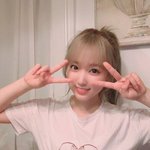 <b>나코</b> 예쁘다