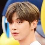 [강다니엘] 친구한테 난 얘가 운동<b>선수</b>여도 팬이었을거라고 하니까
