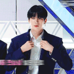 [프듀X] 김우석 짠이다 진짜 힘내 <b>앰들</b>