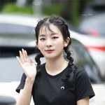 과하지 않은 <b>눈매</b>가 참매력인 여돌