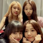 블핑 블랙핑크 <b>제니</b> 로제 <b>리사</b> 지수
