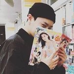[드루와] 프듀x 일본 비키니 <b>잡지</b>들고 사진찍은 연습생