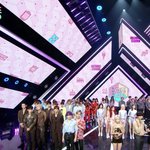 [EXO] 뭐야 백현이 <b>왼쪽</b>에 있었나