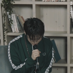 <b>이옷</b> 어디꺼임
