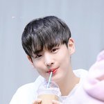 [프듀X] <b>최병찬</b> 이사진
