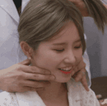 <b>암살</b> 당하고 있는 아이돌