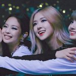 블핑 블랙핑크 로제 제니 지수 <b>리사</b>