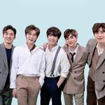 [뉴이스트] <b>미녀</b>와 나꼬의 공통점☺