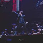 [EXO] 콘서트 기분 나니까 내가 미쳐 찾아보고 옴