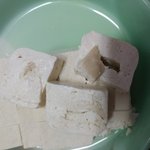 <b>두부</b> 이물질.. 이게 뭘까요???