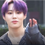 [하성운] 하성운 뮤뱅출근 <b>눈맞춤</b> ^^