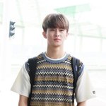 [NCT] 마크 니트<b>조끼</b> 또 입혔어ㅋㅋ