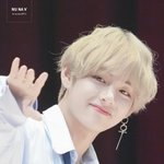 [방탄소년단] 이삐들 <b>태태</b> 금발사진좀ㅠㅠ