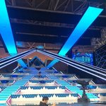 [프듀<b>X</b>] <b>X</b> 의자 딱 가운데에 있네