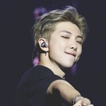 [방탄소년단] 거울 보면서 <b>가사</b> 썼나보다....