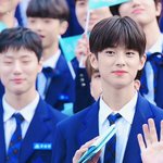 [프듀<b>X</b>] 왼쪽이 데뷔한게 <b>말</b>이 되냐