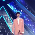 구정모는 <b>사복</b>왤케설레고 다리가예쁘냐?