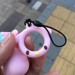 에어팟 케이스 <b>사면</b> 있는거 이거 머야?