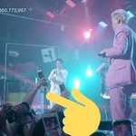 [EXO] 스탠딩에서 이러고 있으면 진짜 개념없는거 아니냐