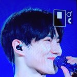 [EXO] 준면이 진짜 하얗다...