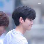 [프듀X] <b>강민</b>히 어깨