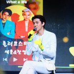 [EXO] 이제 봤는데 어제 세훈이 <b>신발</b> 뭐임ㅋㅋ