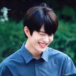 지나치기 힘든 매력 <b>소유</b> 아이돌