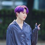 하성운 공식 응<b>원봉</b> 나왔네?!