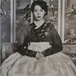 호텔 델루나 <b>액자</b>속 아이유 사진들