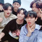 오랜만에 병찬이 얼굴 봐서 좋았다ㅠ