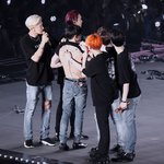 [EXO] 오늘 콘서트 가는 엑톡<b>련들</b> 부럽다
