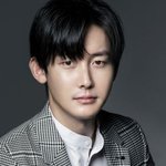 팬들과 일부러 거리를 둔다는 배우