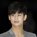 [댓글부탁해] 옛날이였으면 <b>조연</b>도 못했을 비주얼인데