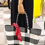 [NCT] 길가면서 가방보다가도..