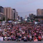 <b>아베</b> 규탄 촛불집회 일본인들 반응