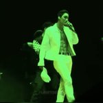 [EXO] <b>이</b> 몸매 말이 <b>안</b>되는데..?