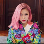 아니 <b>류진</b>아 왜이렇게 멋있냐