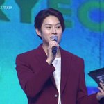 실시간 <b>ITZY</b> 쇼케이스 MC ㅋㅋㅋ