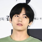 오늘 뷔 황민현 <b>피부차이</b> 심하다