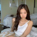 제니 이때 쓴 <b>블러셔</b> 뭘까 ㅜ ㅠ ㅠㅠ
