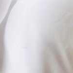 얘들아 <b>흰옷</b>에 이거 뭘까