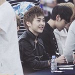 머글 그 자체인 아이돌 데뷔 초 팬싸현장